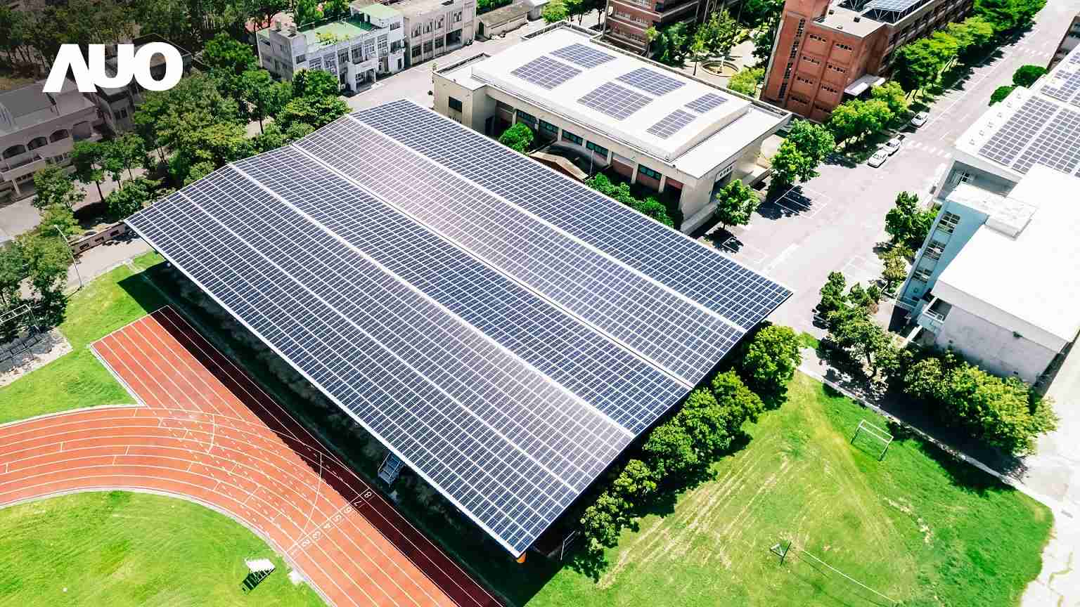 z6mg·人生就是博SunSteel光电整合型浪板具备快速安装、、、轻量化优势，，可提升15%发电效能，，通过国际IEC与台湾VPC认证安全、、、防漏、、、、耐候标准